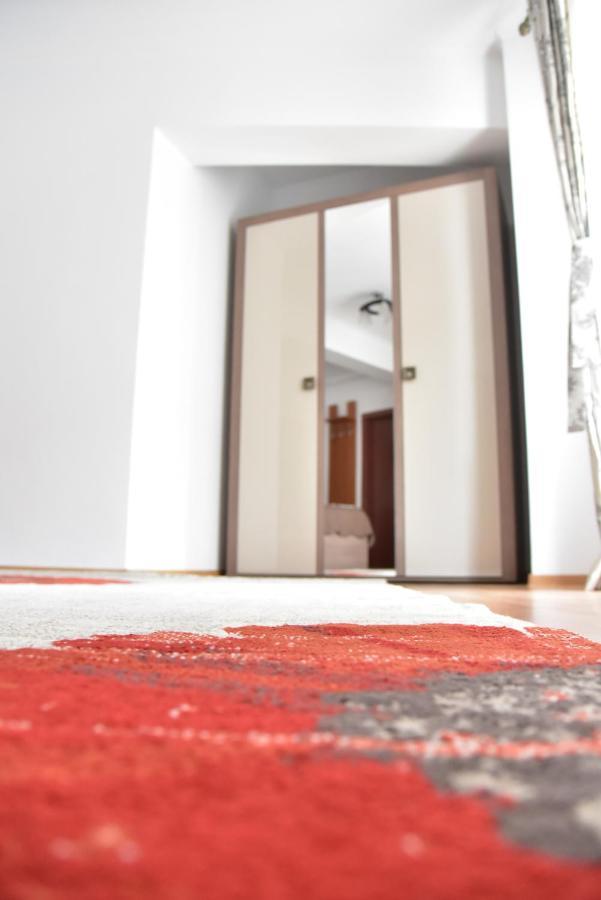 Apartament Frunzei Sibiu Esterno foto